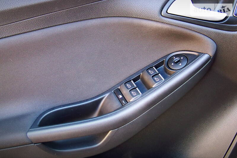 Універсал Ford Focus 2015 в Львові фото 28 Універсал Ford Focus 2015 в Львові
