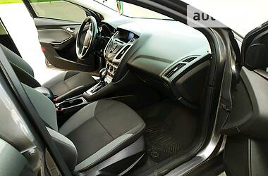 Седан Ford Focus 2013 в 