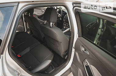 Універсал Ford Focus 2011 в 