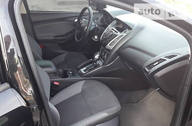 Седан Ford Focus 2014 в 