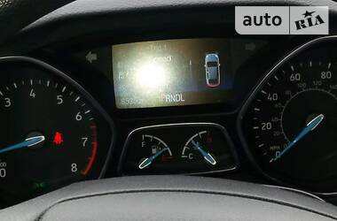 Седан Ford Focus 2016 в 
