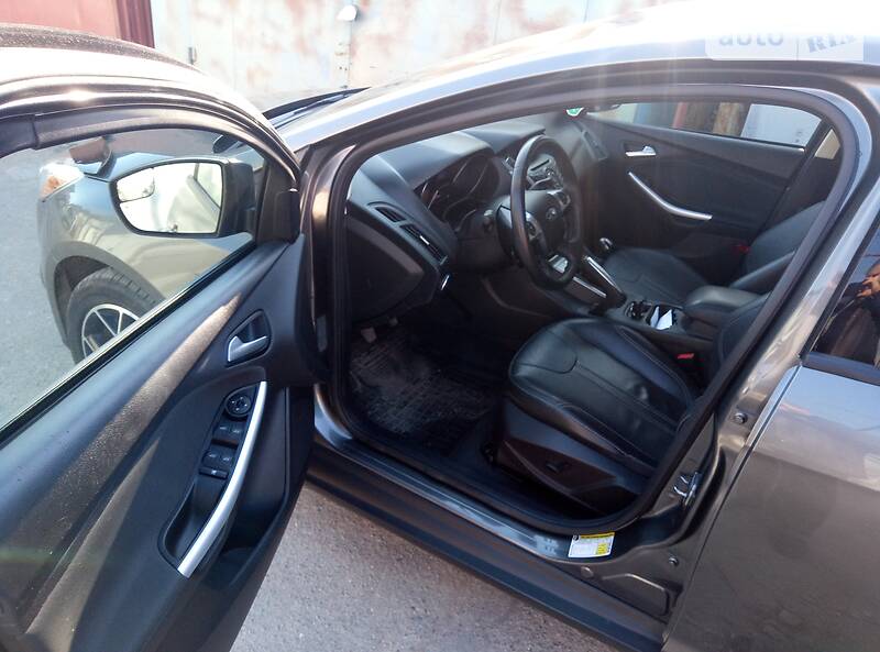 Хэтчбек Ford Focus 2012 в Одессе