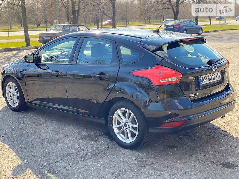 Седан Ford Focus 2016 в Запоріжжі