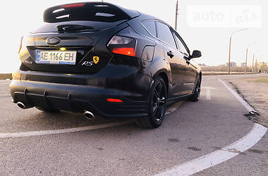 Хетчбек Ford Focus 2012 в Кам'янському