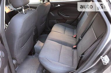 Седан Ford Focus 2011 в 