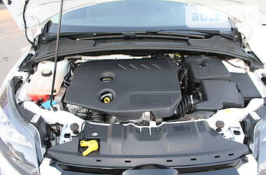 Седан Ford Focus 2011 в 