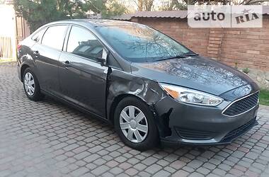 Седан Ford Focus 2015 в 