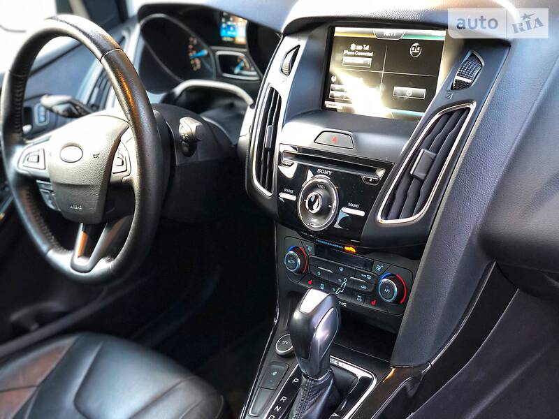 Седан Ford Focus 2015 в Києві