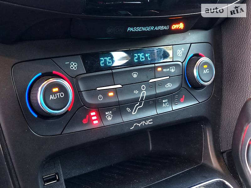 Седан Ford Focus 2015 в Києві