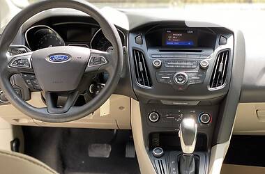 Седан Ford Focus 2015 в 