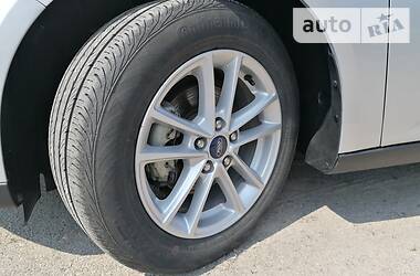Седан Ford Focus 2017 в 