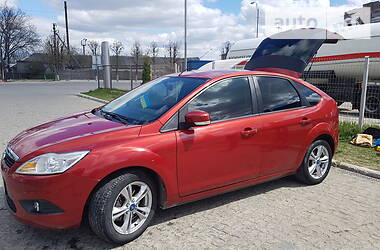 Хэтчбек Ford Focus 2010 в Чорткове