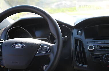 Седан Ford Focus 2017 в 