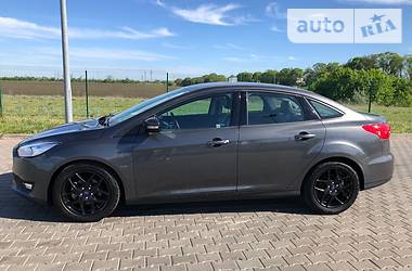 Седан Ford Focus 2016 в 