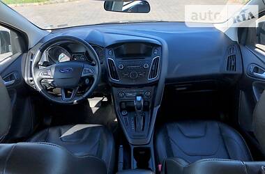 Седан Ford Focus 2016 в 