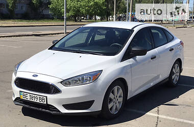 Седан Ford Focus 2015 в 