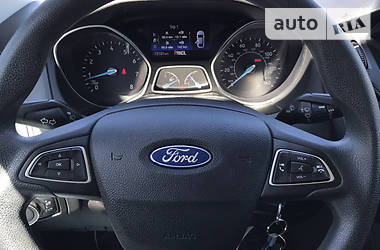 Седан Ford Focus 2015 в 
