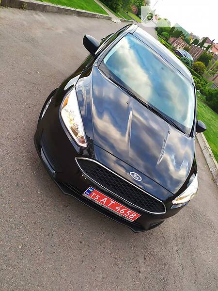 Седан Ford Focus 2015 в Рівному