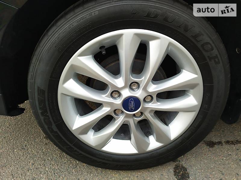 Седан Ford Focus 2015 в Рівному