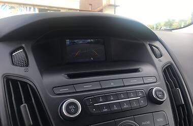 Седан Ford Focus 2015 в 