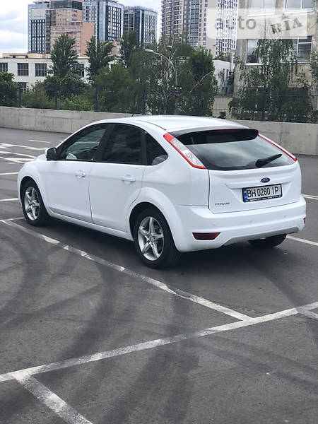 Хэтчбек Ford Focus 2011 в Киеве