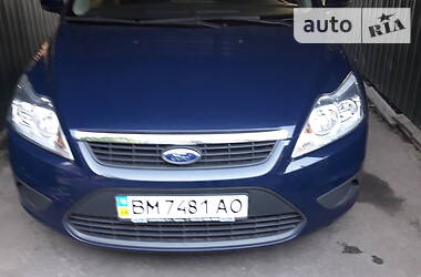 Хэтчбек Ford Focus 2010 в Ромнах