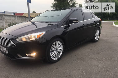 Седан Ford Focus 2015 в 