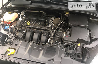 Седан Ford Focus 2015 в 