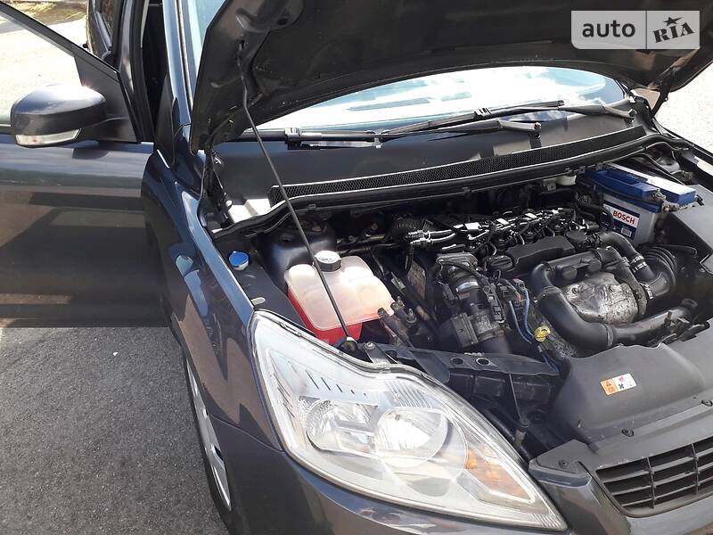 Універсал Ford Focus 2010 в Рівному