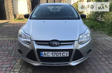 Седан Ford Focus 2012 в 