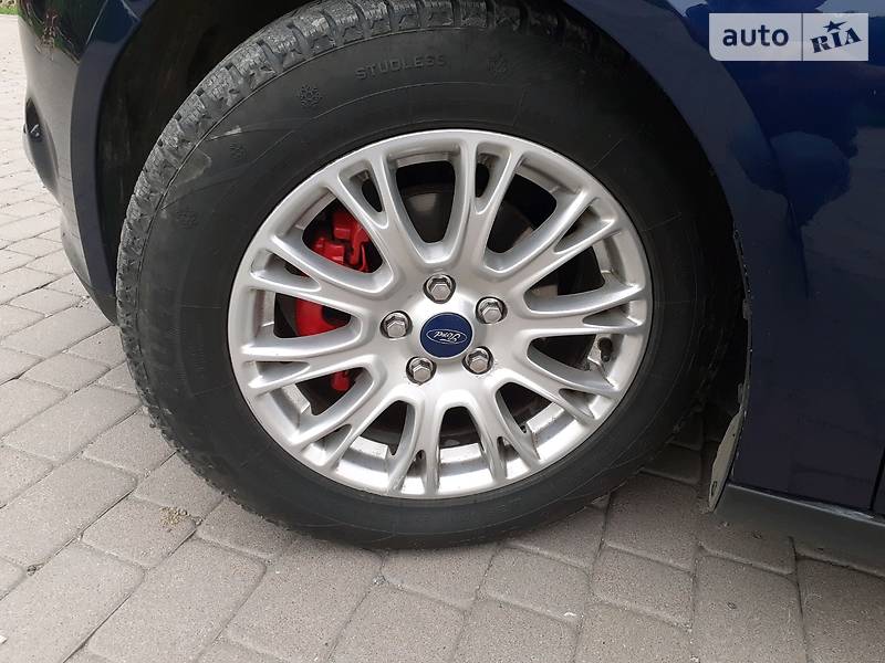 Універсал Ford Focus 2012 в Мукачевому