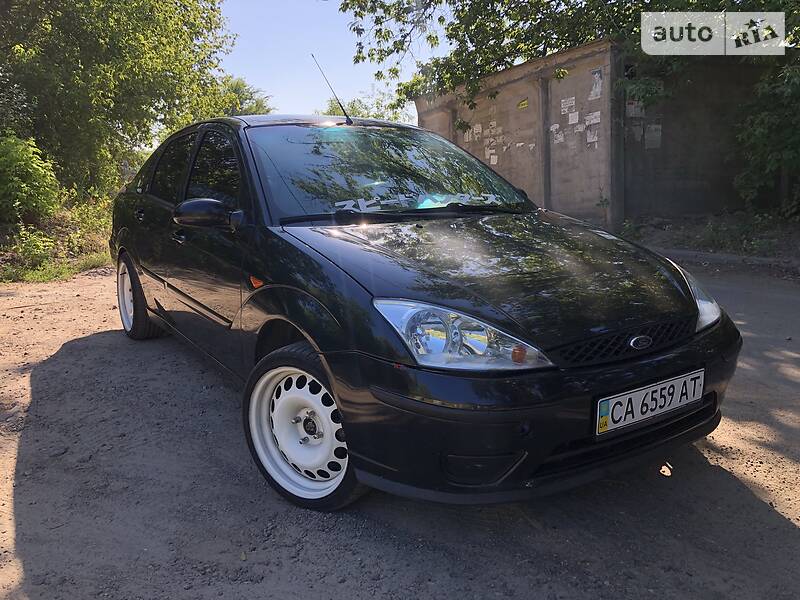 Седан Ford Focus 2003 в 