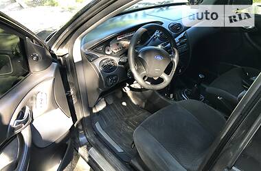 Седан Ford Focus 2003 в 