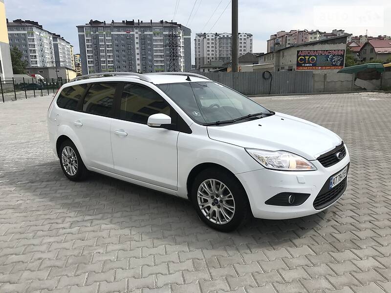 Універсал Ford Focus 2010 в Івано-Франківську