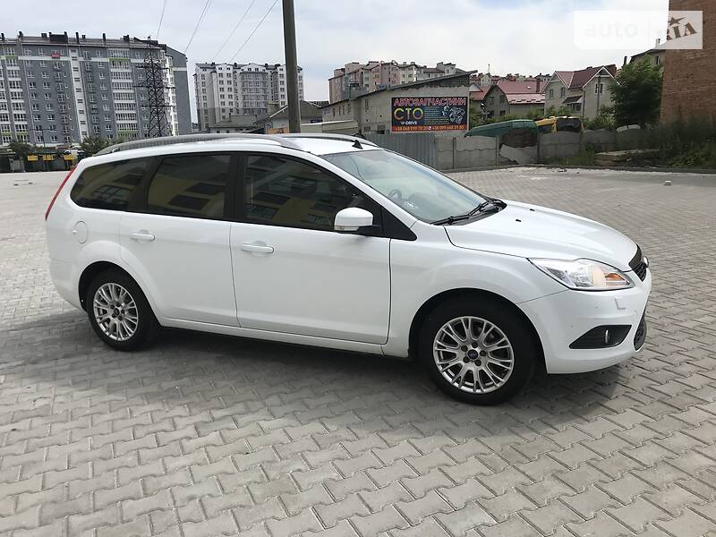 Універсал Ford Focus 2010 в Івано-Франківську