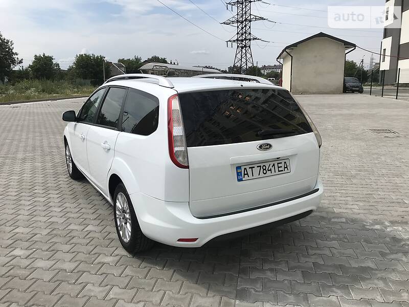 Універсал Ford Focus 2010 в Івано-Франківську