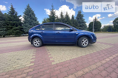 Хетчбек Ford Focus 2007 в 