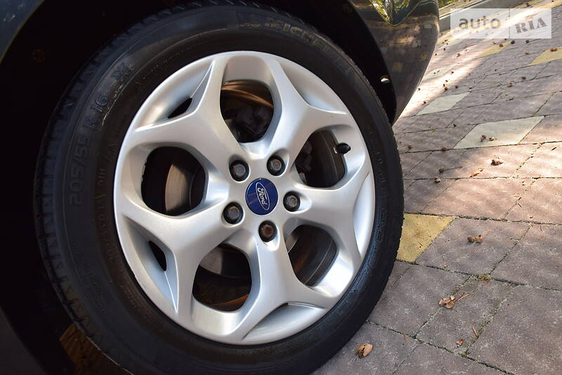 Універсал Ford Focus 2011 в Дрогобичі