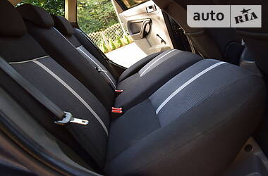 Універсал Ford Focus 2011 в 