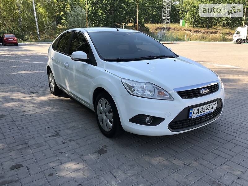 Хетчбек Ford Focus 2010 в Києві фото 10 Хетчбек Ford Focus 2010 в Києві