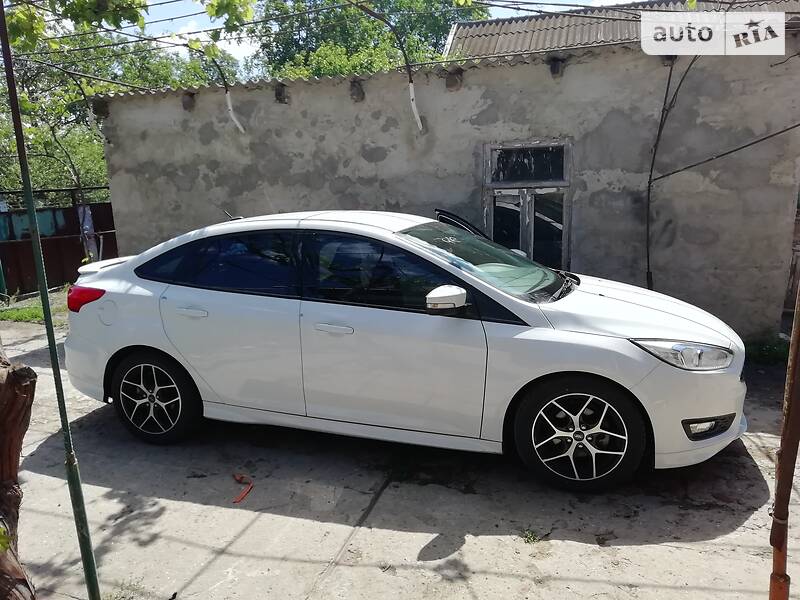 Седан Ford Focus 2015 в Ізмаїлі фото 6 Седан Ford Focus 2015 в Ізмаїлі