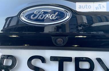Седан Ford Focus 2015 в Стрые