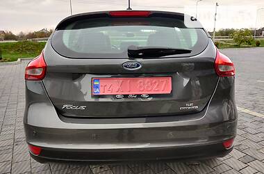 Хэтчбек Ford Focus 2015 в Стрые