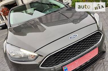 Хэтчбек Ford Focus 2015 в Стрые