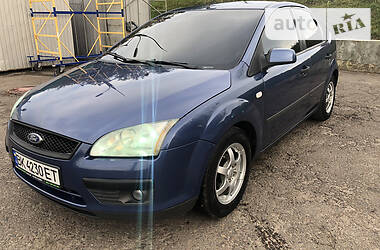 Хэтчбек Ford Focus 2006 в Ровно