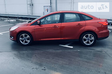 Седан Ford Focus 2018 в 