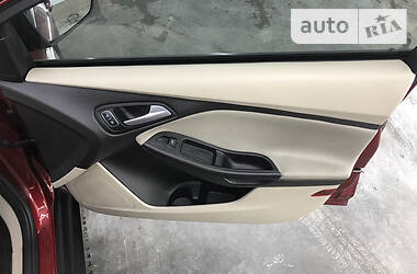 Седан Ford Focus 2016 в 