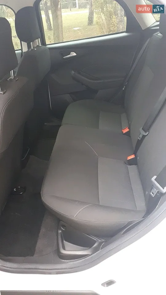 2018 Ford Focus - мініатюра 17