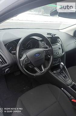 Хэтчбек Ford Focus 2015 в Днепре