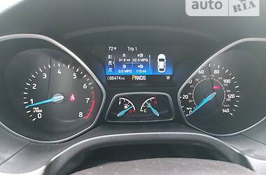 Седан Ford Focus 2015 в 